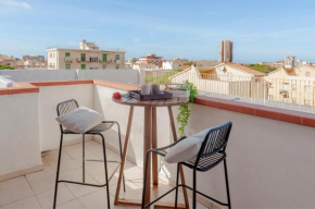 Suite Attico in Centro - Parcheggio Gratuito